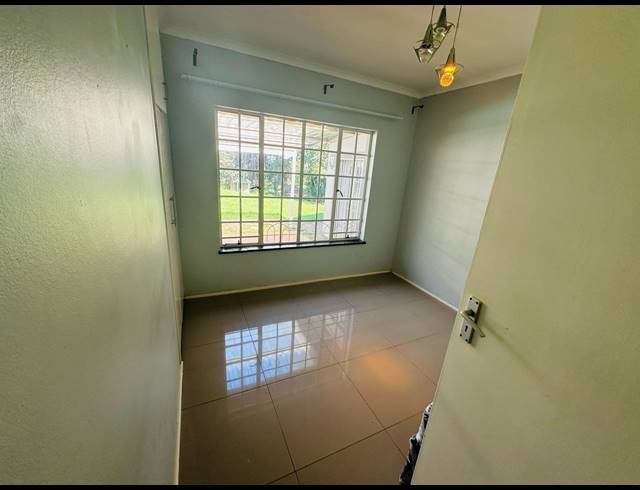 4 BEDROOM FREESTANDING FOR SALE IN CHASE VALLEY HEIGHTS